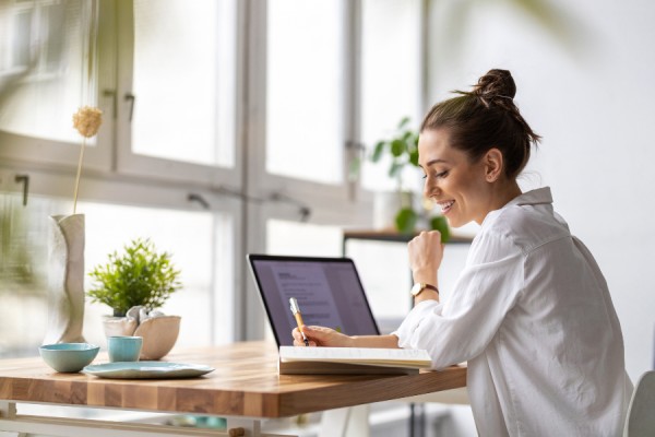 ENVOLiiS fait évoluer votre environnement de travail et améliore l’expérience de vos utilisateurs grâce à ses solutions de digital workplace qui s’appuient sur les technologies Microsoft. ENVOLiiS fait évoluer votre environnement de travail et améliore l’expérience de vos utilisateurs grâce à ses solutions de digital workplace qui s’appuient sur les technologies Microsoft.